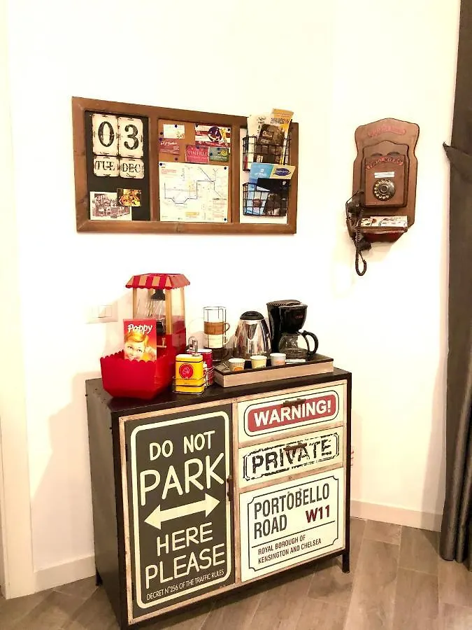 נאפולי M99 Design Rooms